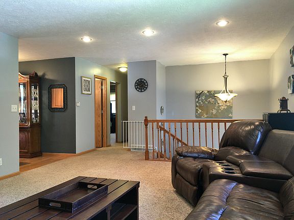 2nd image of 1200 Olaf Ct