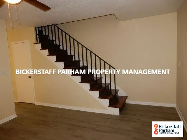 1263 Cedar Ave — Photo 6