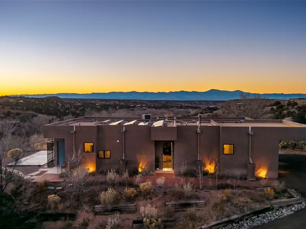 31 Camino Chupadero, Santa Fe, NM 87506