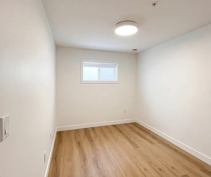 8362 13th Ave #5 — Photo 3