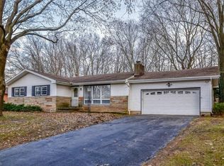 6828 Oakcrest Ave NW, North Canton, OH 44720