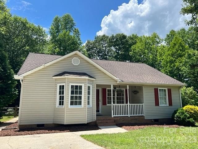 1st image of 112 Antelope Dr