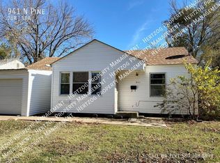 941 N Pine St, Ponca City, OK 74601