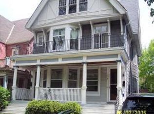 3280 N Hackett Ave, Milwaukee, WI 53211
