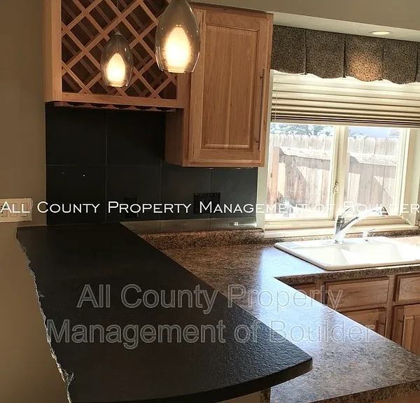 3850 Paseo Del Prado #1 — Photo 10