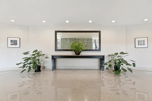 Sold by Compass | media 3