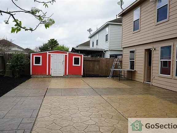 2nd image of 3107 Barkers Crossing Ave