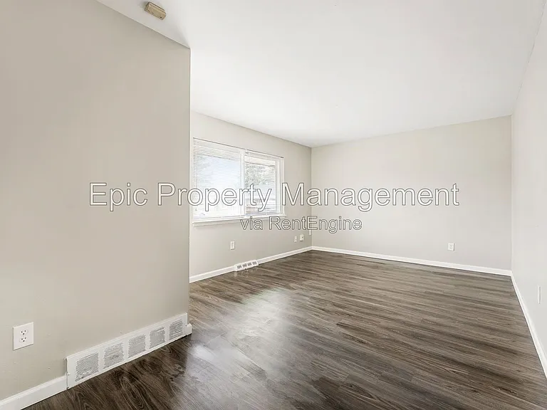 1030 Montie Rd — Photo 4