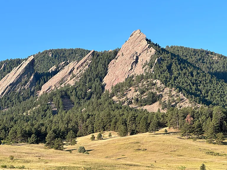Chautauqua Park is only 3 blocks away.