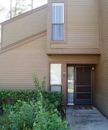 2nd image of 23 Hembury Ln