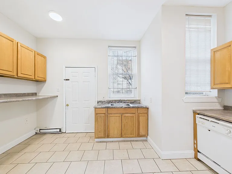 1519 N Bouvier St — Photo 7