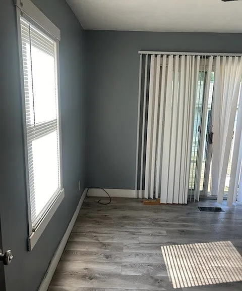 2490 E Prairie St — Photo 5