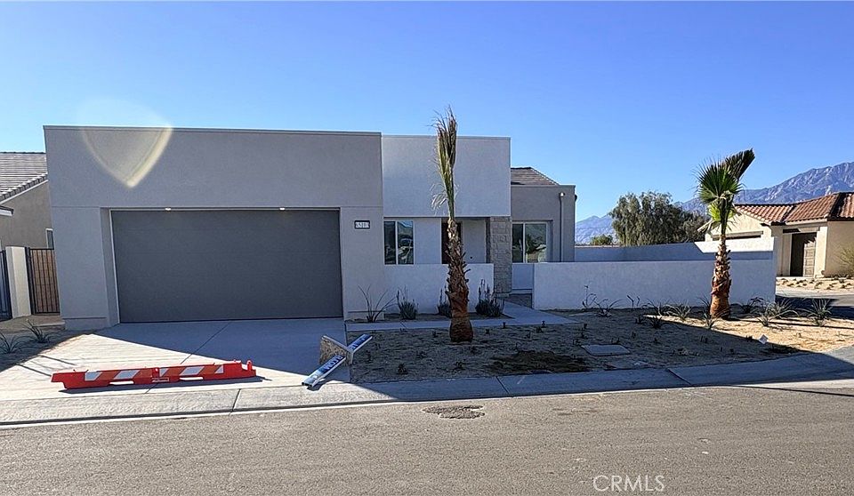 1st image of 65103 Avenida De Nuves