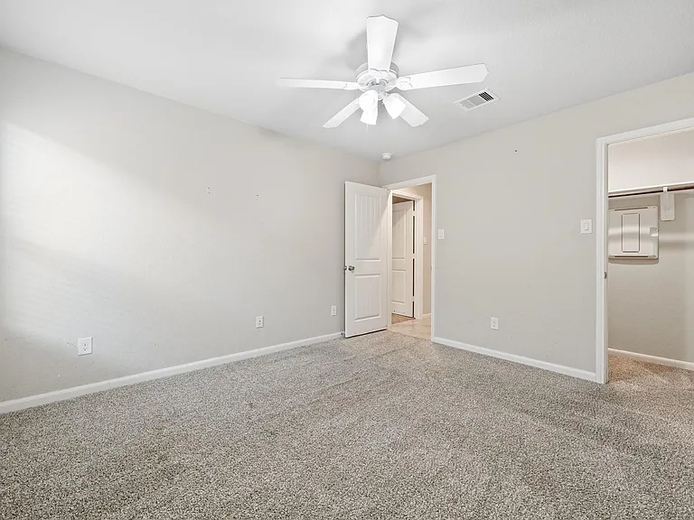 7326 Barrington Ridge Ln — Photo 32