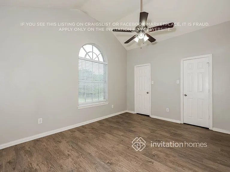 823 Yellowstone Dr — Photo 14