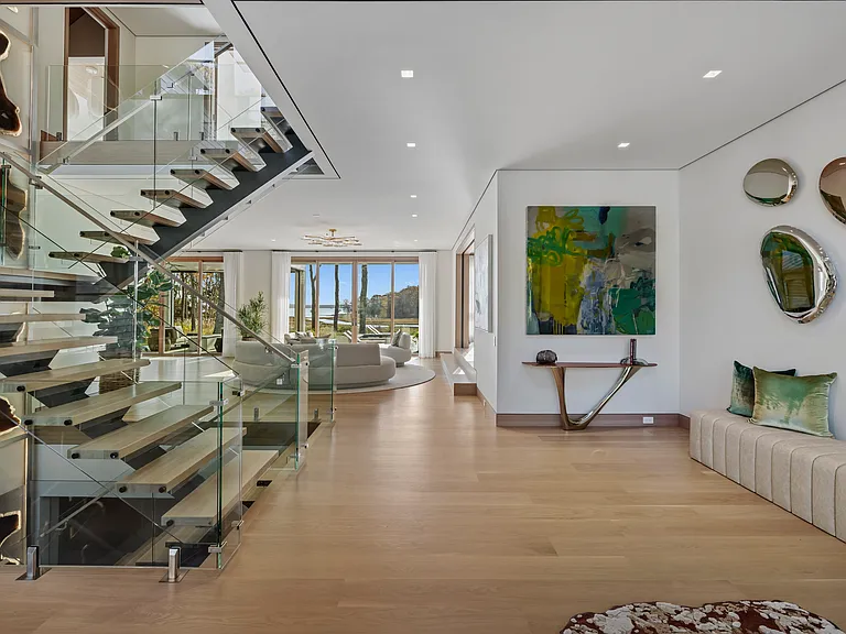 60 Woodland Dr — Photo 11