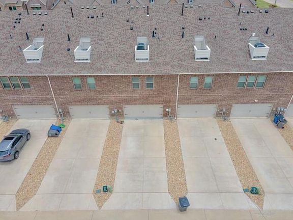 4th image of 1564 Windermere Way