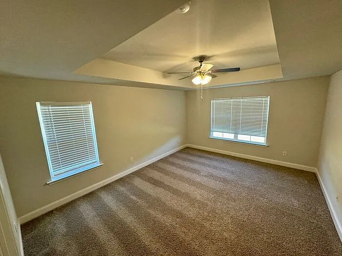 272 Abercorn Dr — Photo 17