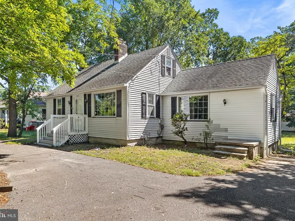 3313 N Delsea Dr, Vineland, NJ 08360