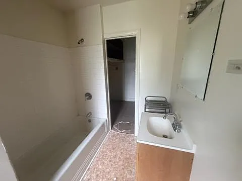 1501 NE Madison Ave — Photo 4