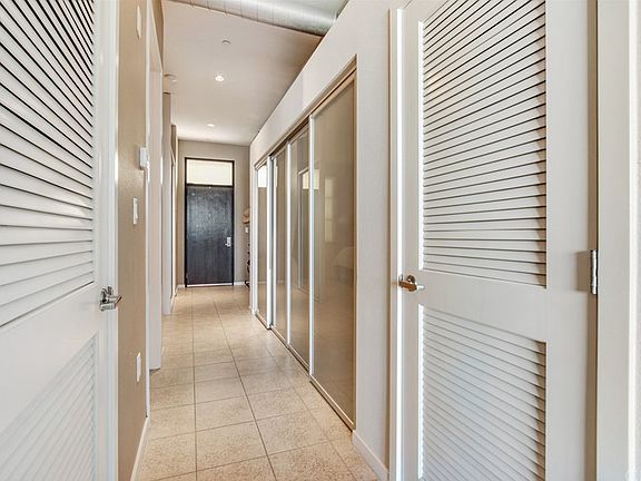 4th image of 133 The Promenade N Unit 333