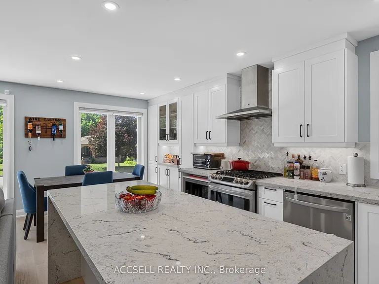 10 Sylla Ave — Photo 10
