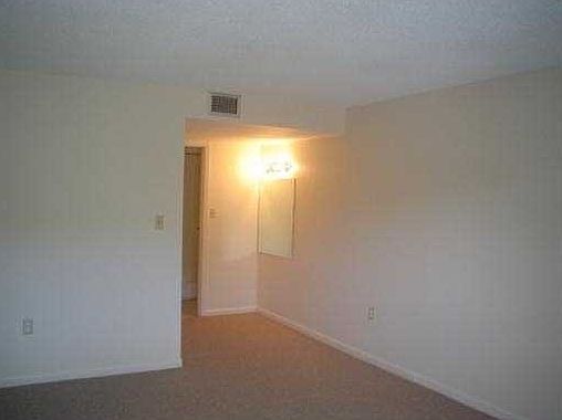 4th image of 12035 NE 2nd Ave #A112