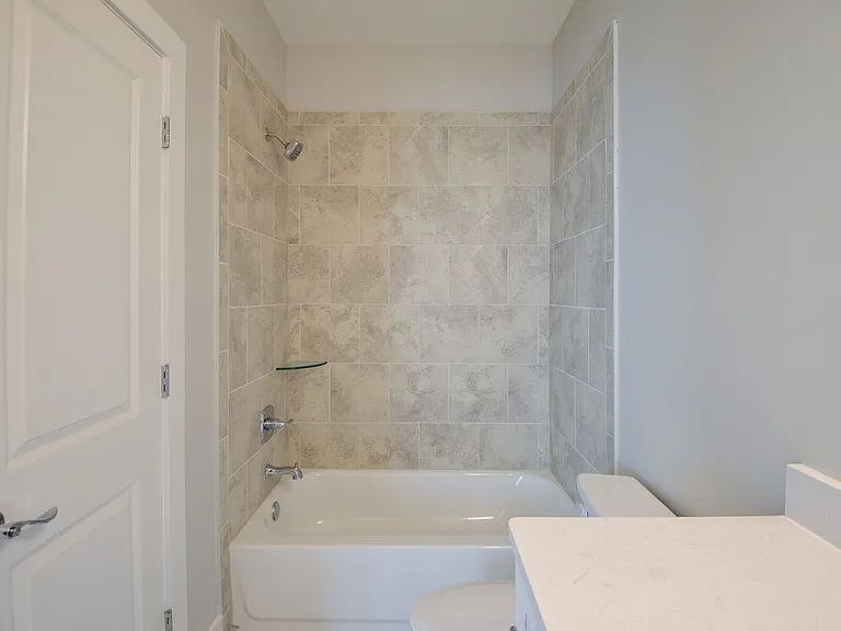 30 Lynn Ln #1002 — Photo 10
