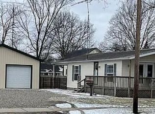 330 N Matteson St, Bronson, MI 49028