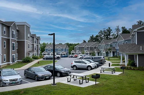 Gardenside Commons Photo 1