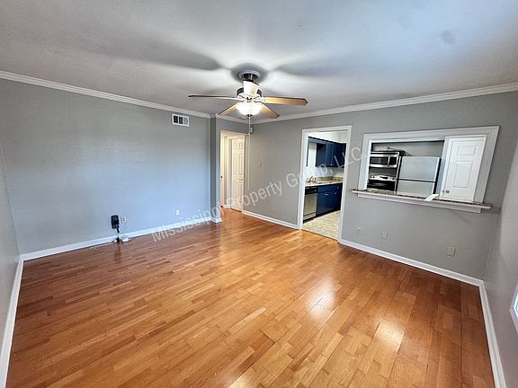 2nd image of 1100 Park Ln Unit 208