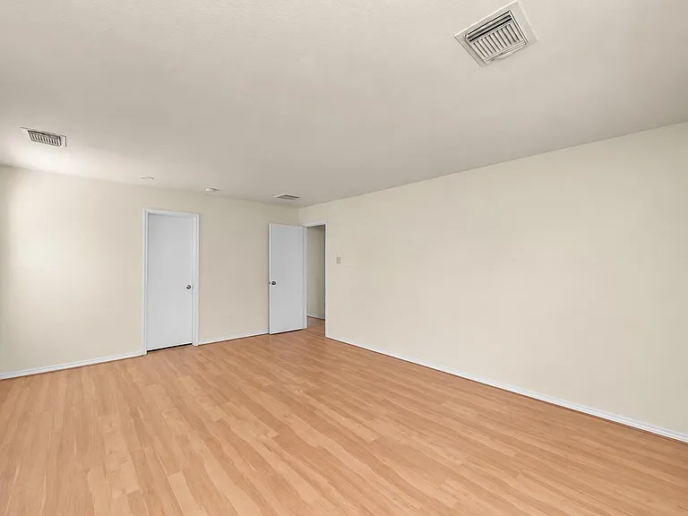 17006 Kemble Creek Dr — Photo 13