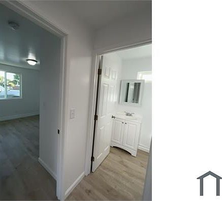 1st image of 1031 W Lee Dr #B