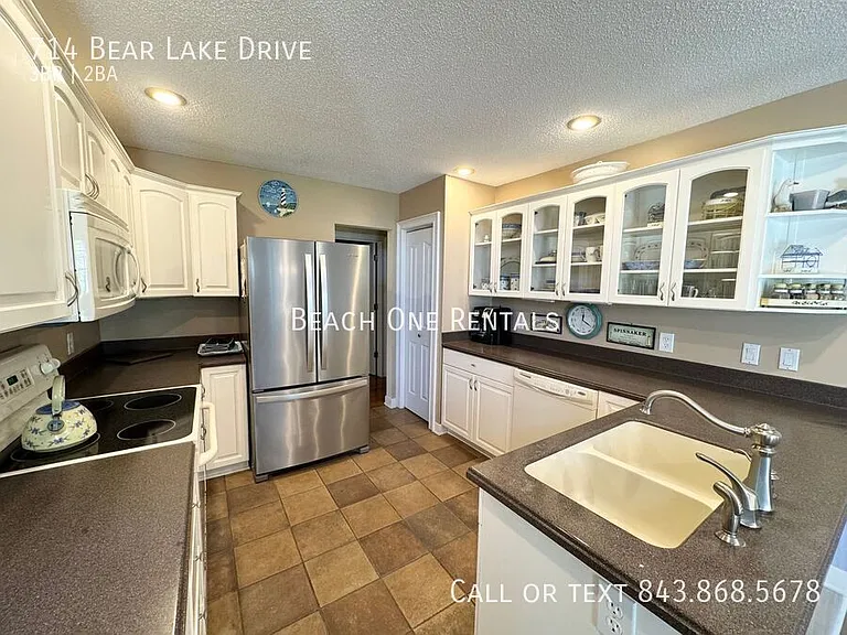 714 Bear Lake Dr — Photo 4