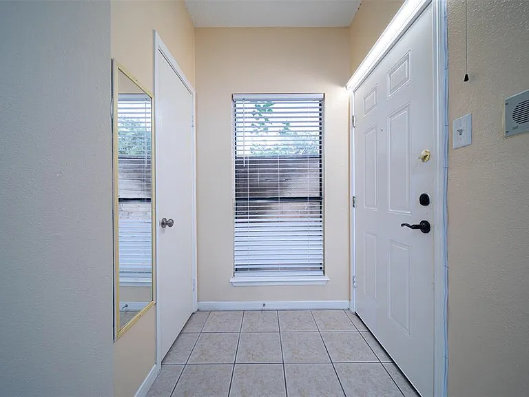 8293 Sands Point Dr #185 — Photo 2