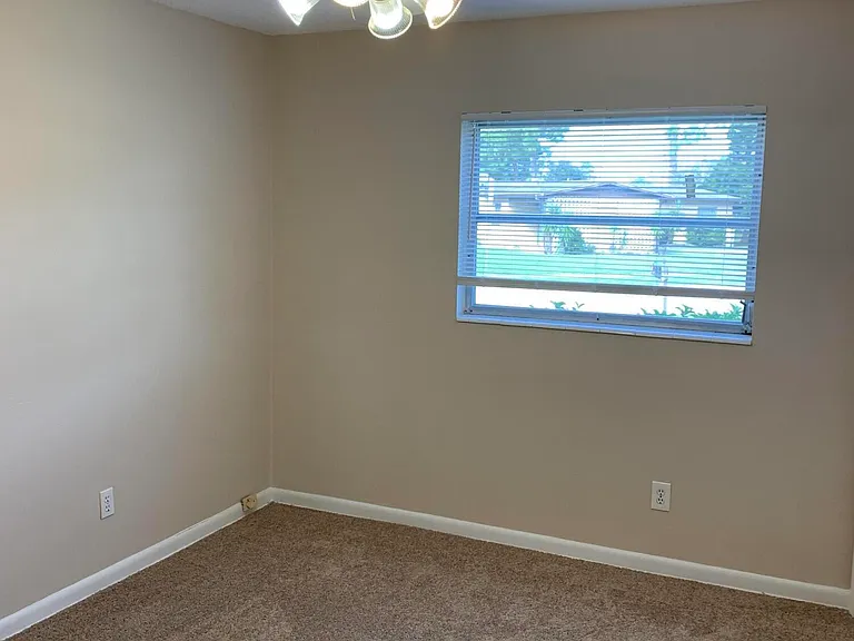 1003 Coronado Dr — Photo 6