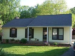 1st image of 2127 Montgomery Cir