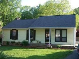 2127 Montgomery Cir, Vinton, VA 24179