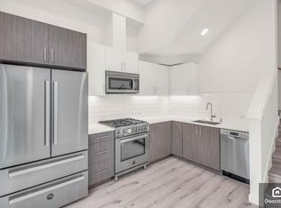 3015 30th Ave W #C, Seattle, WA 98199