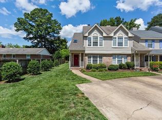 176 Corwin Cir, Hampton, VA 23666