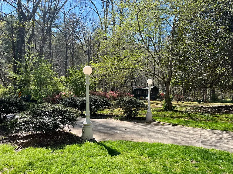 140 Cool River Dr — Photo 20