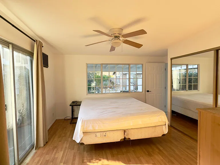 2133 N Buena Vista St — Photo 5