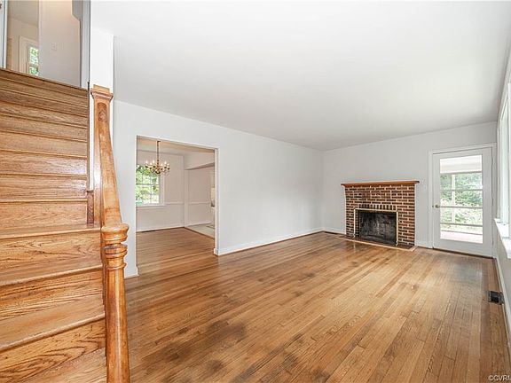 5th image of 8506 Dwayne Ln