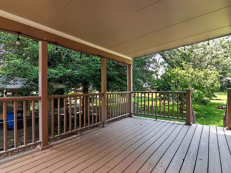 14011 Rectory Ln — Photo 37