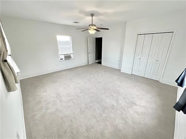 1136 Touro St — Photo 33