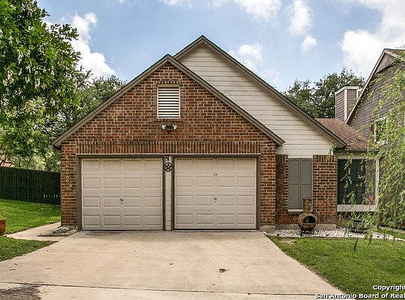 3rd image of 4250 Shady Tree Ln