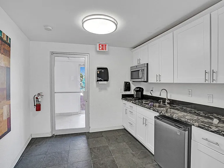 401 Golden Isles Dr #705 — Photo 49