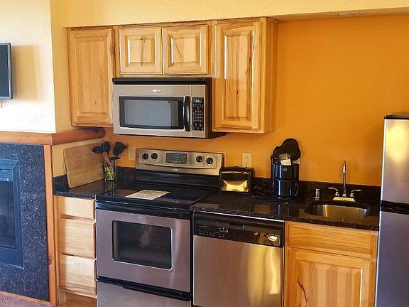 5th image of 2504 River Road #7328