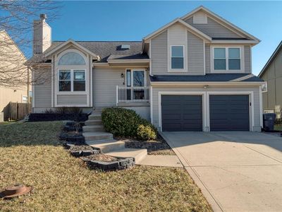 18901 W 160th Ter, Olathe, KS, 66062