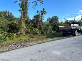 3210 39th St SW, Lehigh Acres, FL 33976